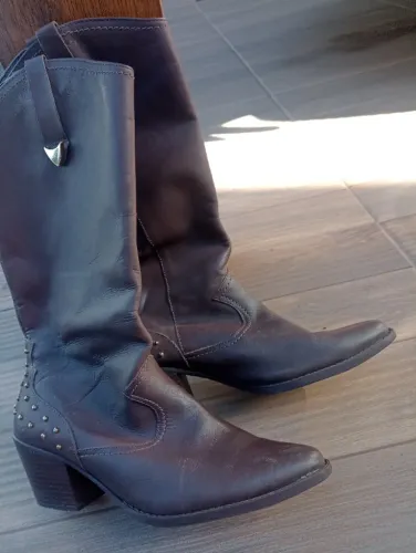 Bota 37 via Marte 