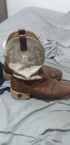 Vendo  bota jacomo numero 41 