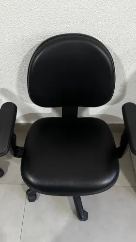 Cadeira giratória escritório