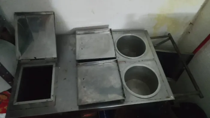 Carinho de cachorro quente