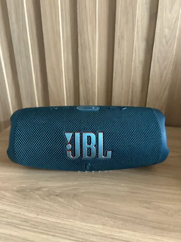 JBL seminova Charge 5