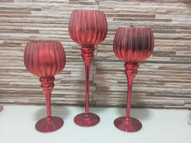 Lindo conjunto de castiçal