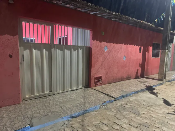 Vendo uma casa