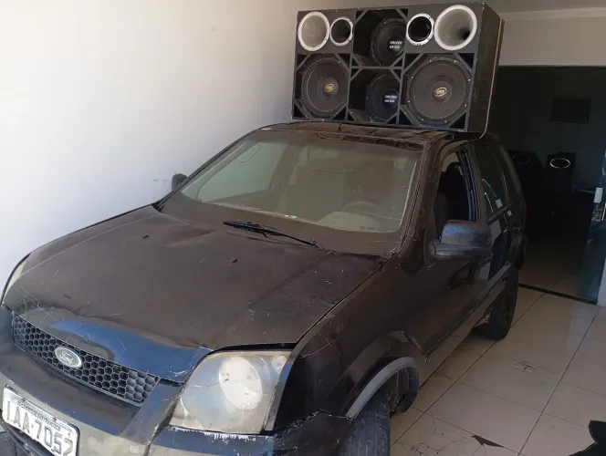 Carro de som a venda