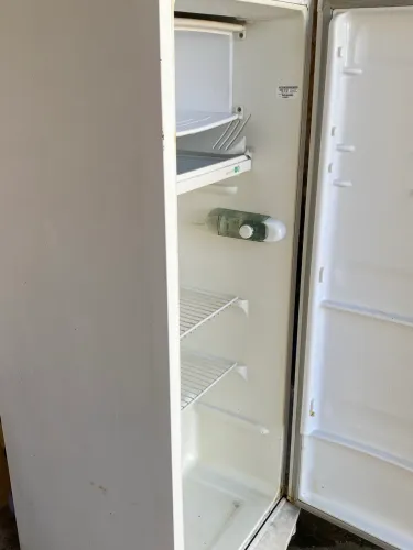 Vende-se geladeira