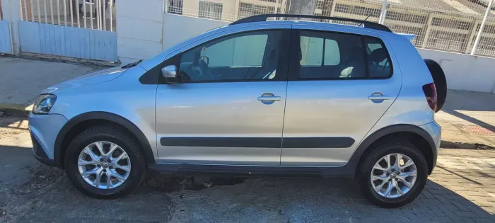 Volkswagen Crossfox I Motion 1.6 MI T. Flex 8V 5P 2014