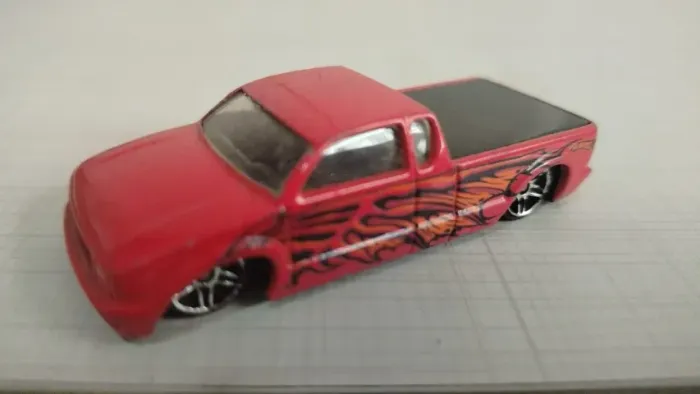 Miniatura Steel Flame Hot Wheels 1/64 Vermelho