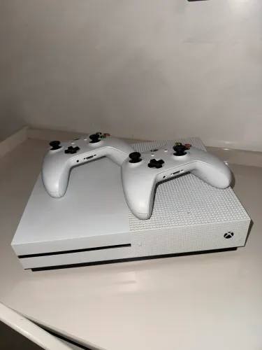 Xbox one S 1 TB
