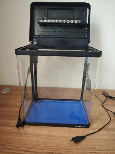Aquário Boyu MS-320