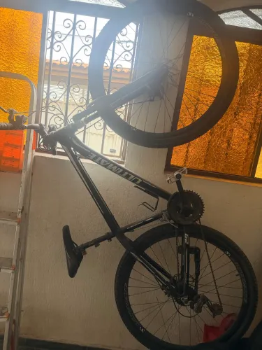 Bicicleta Ultimate MTB Aro 29 - Freio a Disco nas Duas Rodas