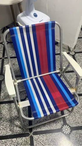 Kit Praia completo, 1Cooler, 1 sombreiro, 3 cadeiras