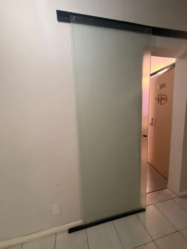 VENDO PORTA DE CORRER VIDRO