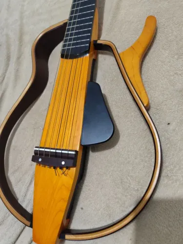 Violão yamaha silent