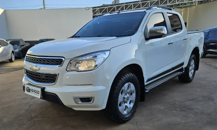 Chevrolet S10 Pick-up LT 2.8 TDI 4X2 CD Diesel AUT 2013