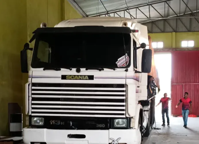 Vendo 113 mais carreta randon