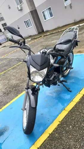 Honda CG Fan 125cc Moto em bom estado, econômica e ótima para o dia a dia e trabalho. .