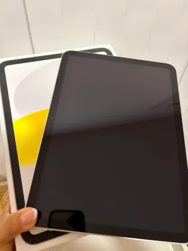 Apple iPad 11, A16 128GB - Silver Novíssimo