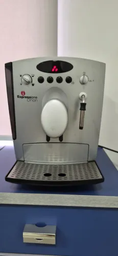 Cafeteira Expresso Automática Orion Espressione 620T 220v