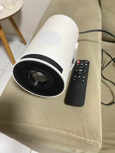 Projetor Hy300