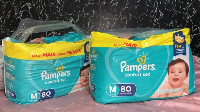 Fralda/ dois pacotes nunca usado!!!!
