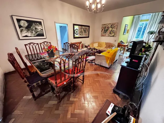 MARAVILHOSO APARTAMENTO DE 3 QUARTOS EM COPACABANA