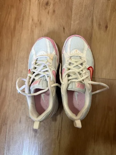 Tenis Nike Tamanho 35 Usado 1 vez