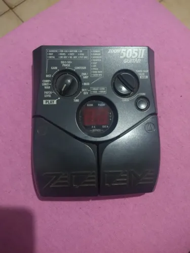 Kit para Guitarra - Pedaleira Zoom 505 II + Amplificador Machintec + Fonte