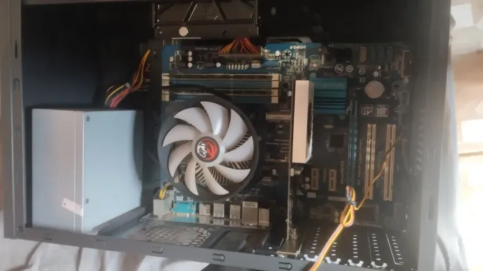 PC e monitor (ler descrição)