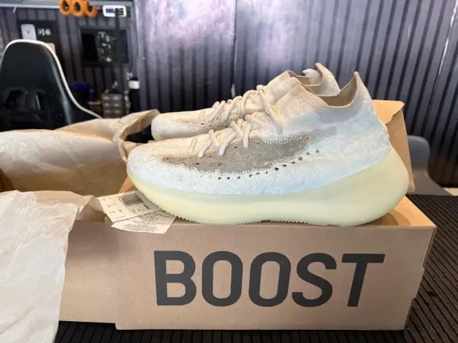 yeezy 380 calcite glow