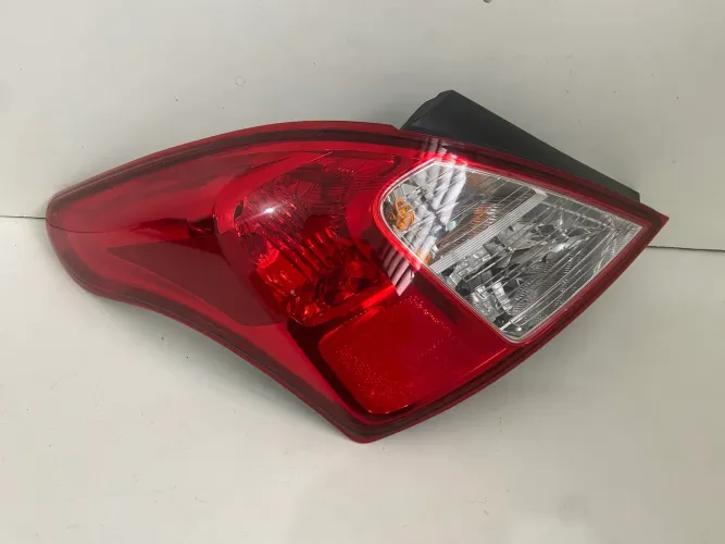 Lanterna Traseira Nissan Versa 2013 2014 Á 2019 Lado Esquerdo Original