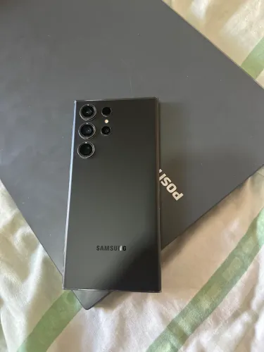 S23 outra 256gb  tem que trocar a tela