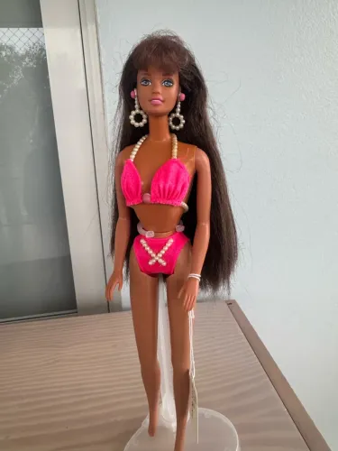 Barbie Teresa Pearl Beach