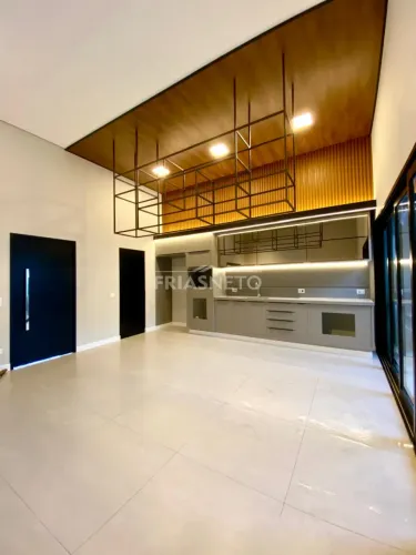 Casa em Condominio Tomazella