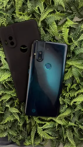 Motorola moto One hype novinho