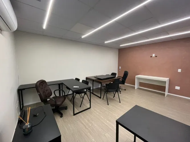 SALA COMERCIAL - Sala comercial para locação com 24,22m² por R$3.200,00 - Gleba Palhano, L