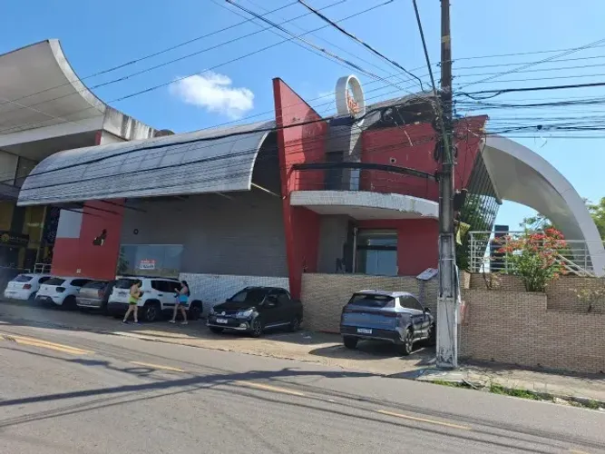 Sala Comercial c/ 2 Pisos e 200m² ótimo para sua Empresa no Centro Comercial Sollarium Mal