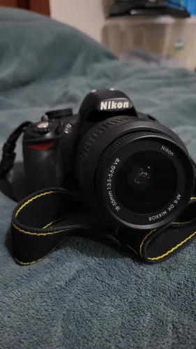 Camera nikon d3100 semi nova em perfeito estado 