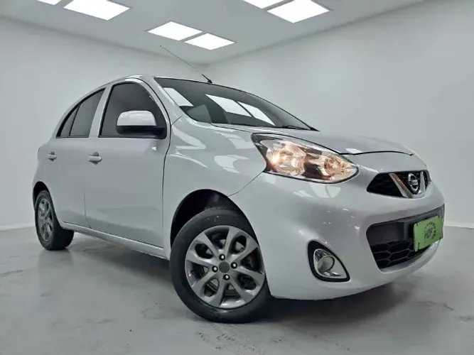 Nissan March SV 1.6 16V Flex Fuel 2016