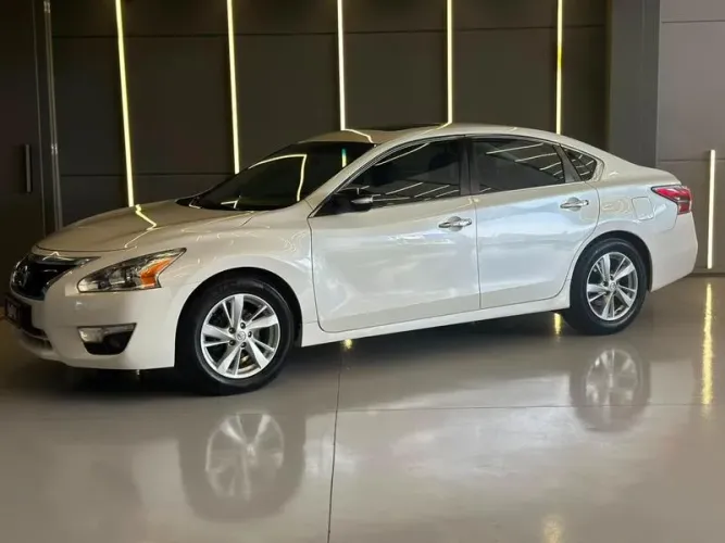 Nissan Altima SL 2.5 16V 4P Aut. 2014