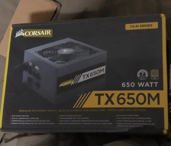Fonte Corsair TX650M 650W 80 Plus Gold - Semi-modular