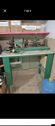 Máquina bobinadeira de transformadores e bobinas