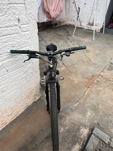 Bicicleta Aro 29 preta