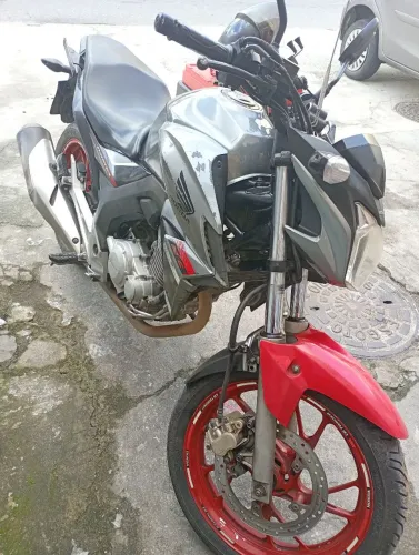 Vendo ou troco .