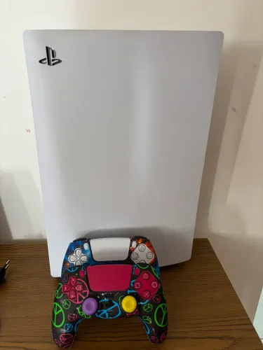 Ps5 mídia digital com 2 controles todo original
