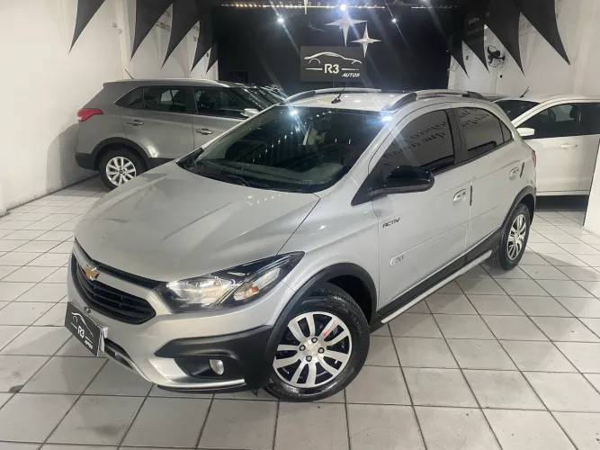 Chevrolet Onix Activ 1.4 8V Flex Mec. 4P 2017