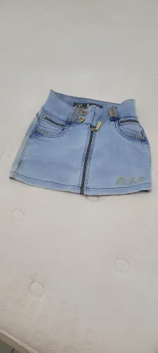 VENDE-SE MINI SAIA SIMILAR PIT BULL JEANS TAMANHO 38