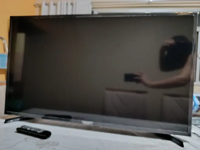 Tv 43" Samsung Smart com defeito no Display