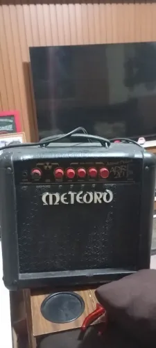 Troco Amplificador de guitarra meteoro atomic drive adr20