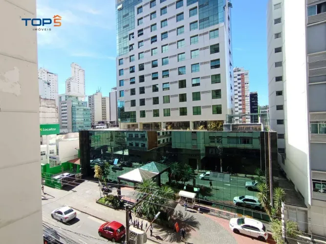 Apartamento com 3 dormitórios à venda, 110 m² por R$ 590.000,00 - Centro - Juiz de Fora/MG