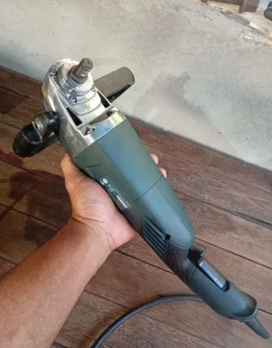 Politriz Bosch GPO 12ce 7" profissional